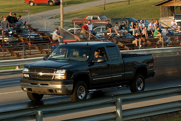 This big, honkin Chevy truck ran in the mids 8's!!  Now, getcha some of that!!!